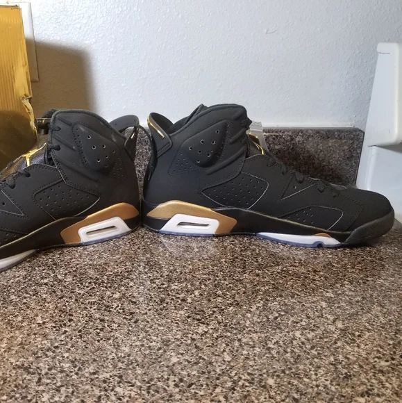 Nike Air Jordan Retro VI 6 DMP 2020 Metallic Gold Black CT4954-007 - Size 12 DS - Picture 2 of 6
